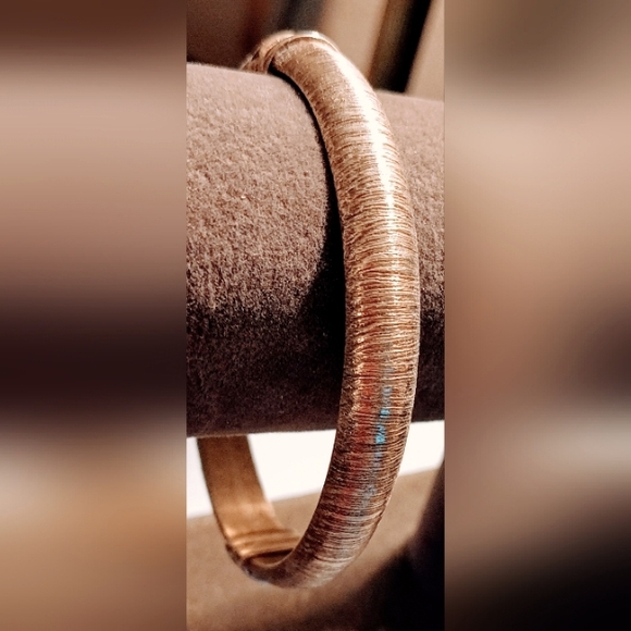 Sterling Silver 9.25 Bangle size 7 Bracelet. - Picture 6 of 7